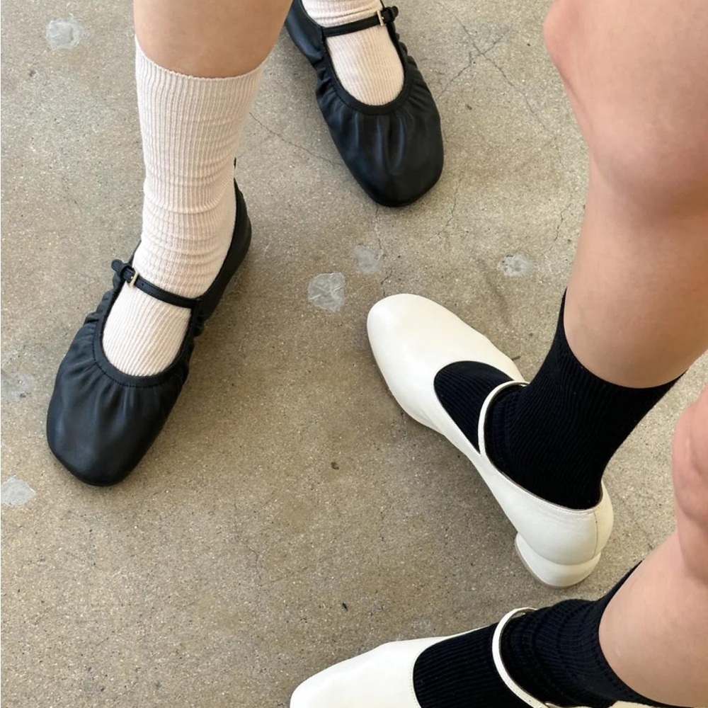 Elegant Black and White Women's Ballet Flats